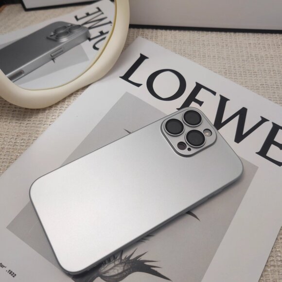 Cream iPhone16 Case - Picture 2 of 3